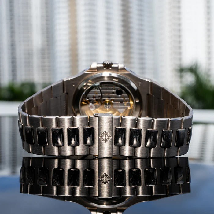 Patek Philippe geneve3711/1g Black Dial