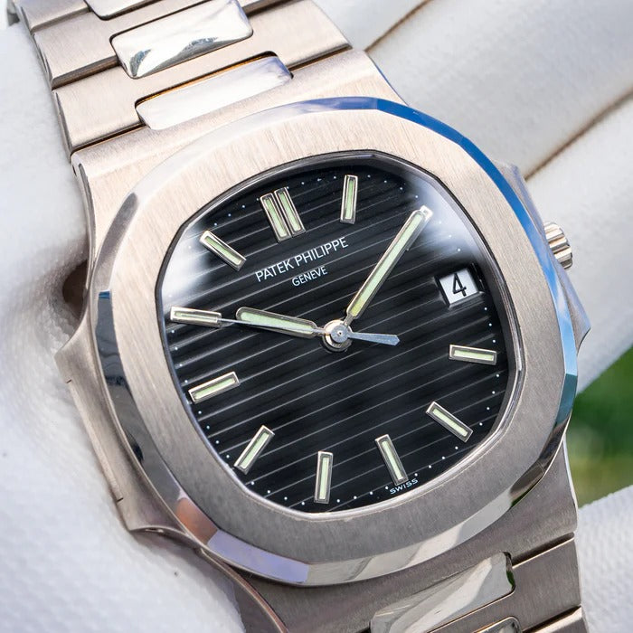 Patek Philippe geneve3711/1g Black Dial
