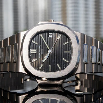 Patek Philippe geneve3711/1g Black Dial