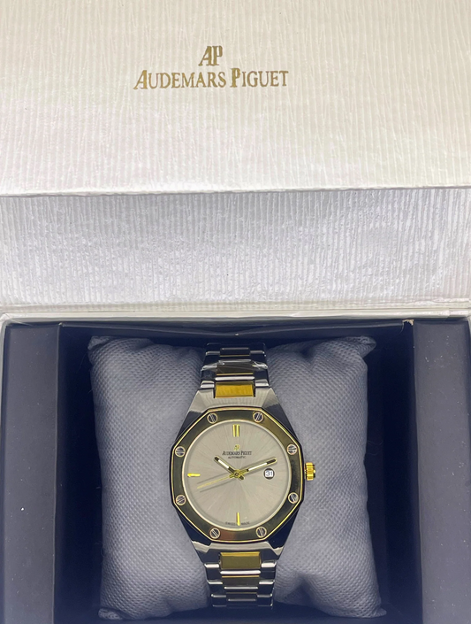 Audemars Piguet AP - Royal Oak - Beige Dial - Two Tone Chain